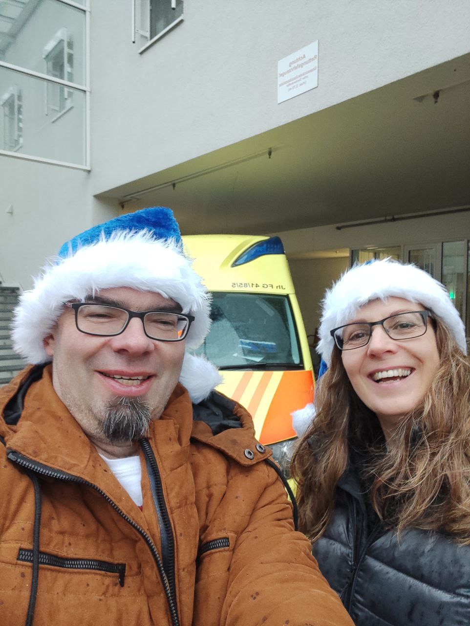 Claudia und Marko wichteln zum Nikolaus